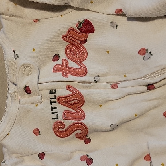 Carters Newborn Sleeper Outfit - Picture 2 of 6